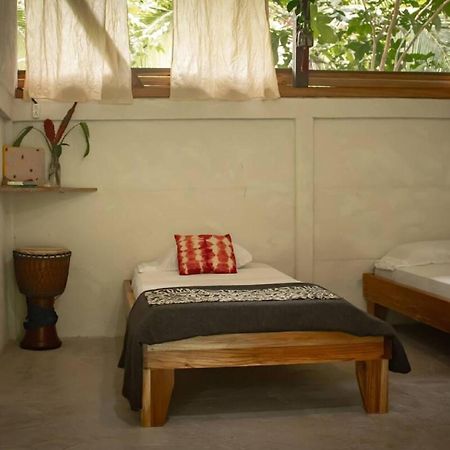 Smile Jungle Hostel Puerto Viejo de Talamanca Dış mekan fotoğraf