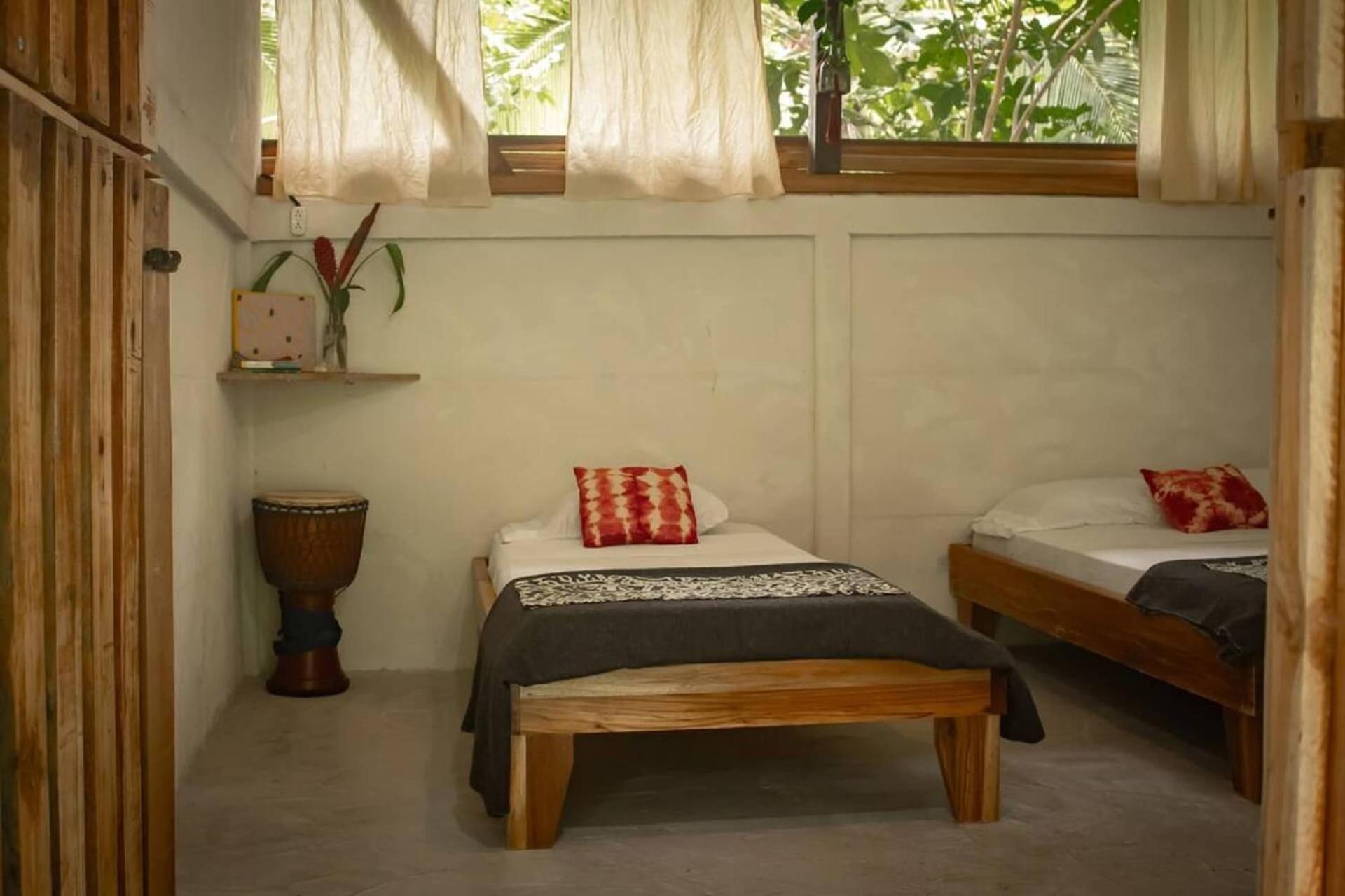 Smile Jungle Hostel Puerto Viejo de Talamanca Dış mekan fotoğraf